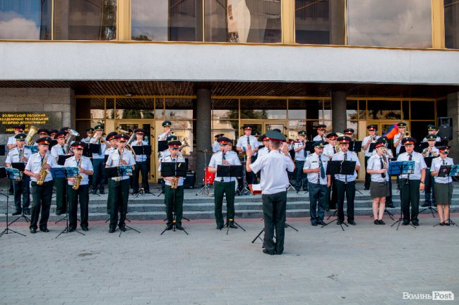 Лучани стали очевидцями незвичного концерту. ФОТО
