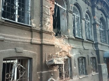 У Міноборони пояснили, для чого росіяни обстрілюють будинки біля лінії фронту