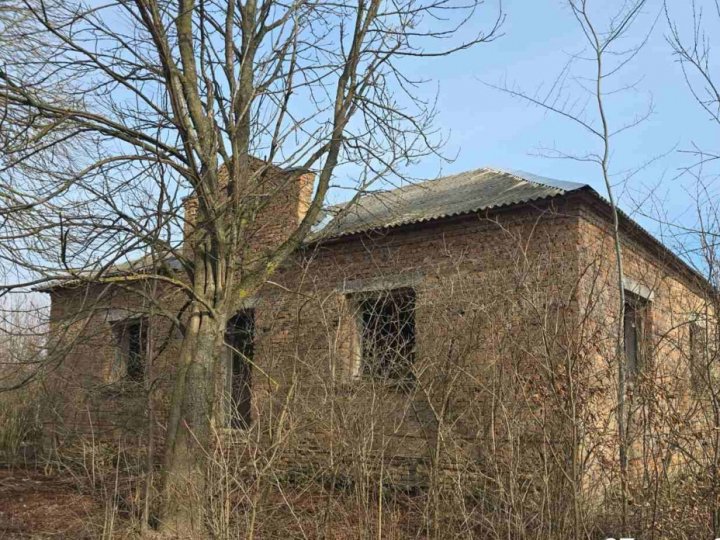 Міськрада на Волині продає школу