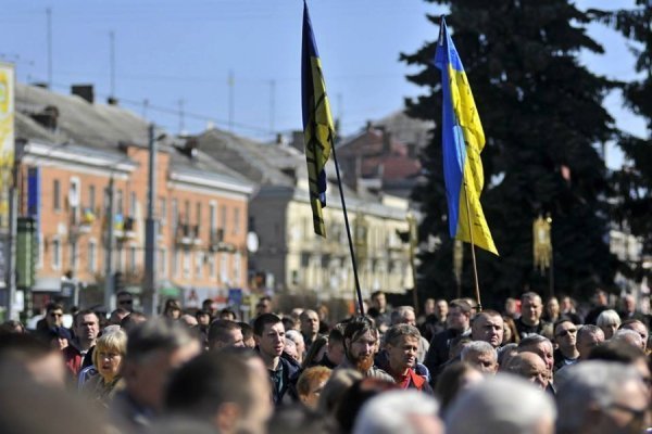 Сумна неділя в Луцьку. ФОТО