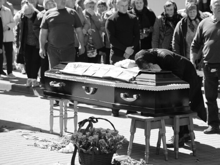 У Луцьку провели в останню путь Героя Юрія Кравчука