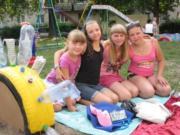 У Луцьку з'явився «патріотичний» двір.  ФОТО