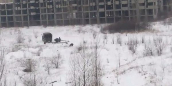 Жителі Макіївки виганяють бойовиків з житлових кварталів, звідки ті ведуть обстріли, - ЗМІ