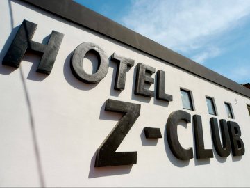 Пляжний готельний комплекс «Z-Club Hotel» в Затоці*