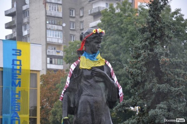 У Луцьку попрощалися з загиблим «айдарівцем». ФОТО 