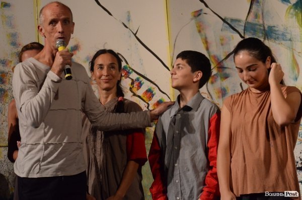 Історії дітей-біженців мовою танцю. ФОТО