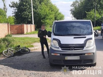 У Луцьку автівка збила хлопця на велосипеді. ОНОВЛЕНО. ФОТО