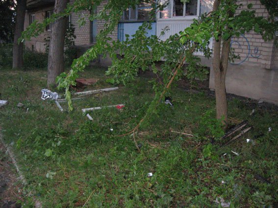 Чоловік убив матір, підпалив її квартиру і вистрибнув з 5 поверху