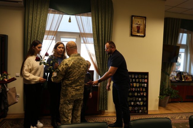 У Луцьку вручили державні нагороди рідним загиблих Героїв