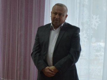 Депутат Луцькради зберігає готівкою 210 тисяч гривень та 12 тисяч доларів 