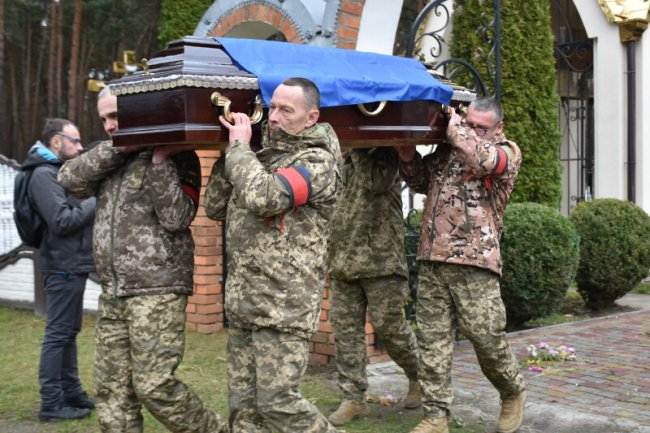 На Волині поховали загиблого на війні Героя Олександра Філіпчука