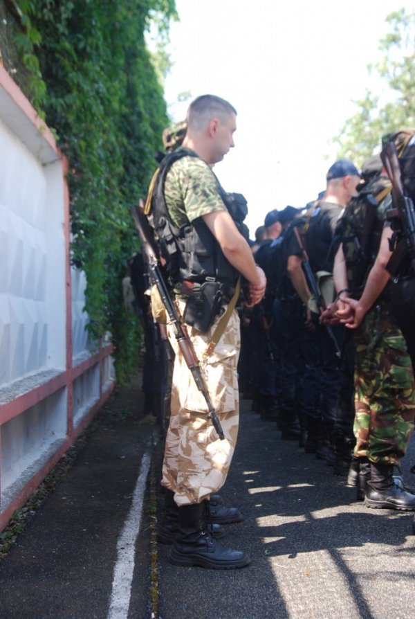 Волинських міліціонерів благословили перед поїздкою на Схід. ФОТО