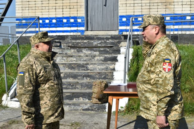 Стрільба, топографія, медицина та саперна справа: на Волині провели стрілецький день