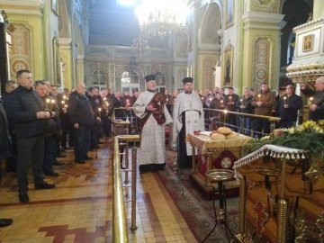 У луцькому соборі молилися за загиблих в афганській війні