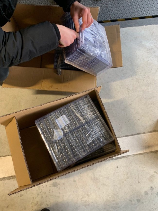 На «Ягодині» у вантажівці  виявили незадекларовані аксесуари до відеоапаратури 