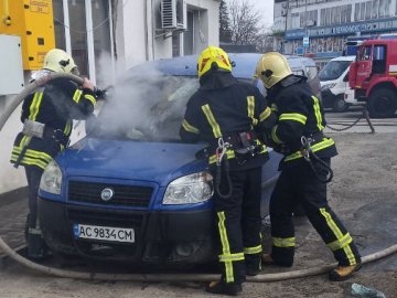 На Волині горів автомобіль. ФОТО
