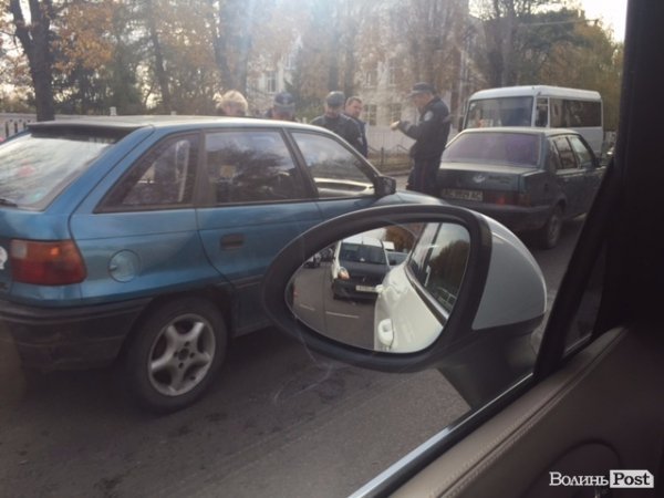 У Луцьку - ДТП на проспекті Перемоги. ФОТО