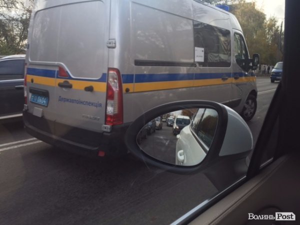 У Луцьку - ДТП на проспекті Перемоги. ФОТО