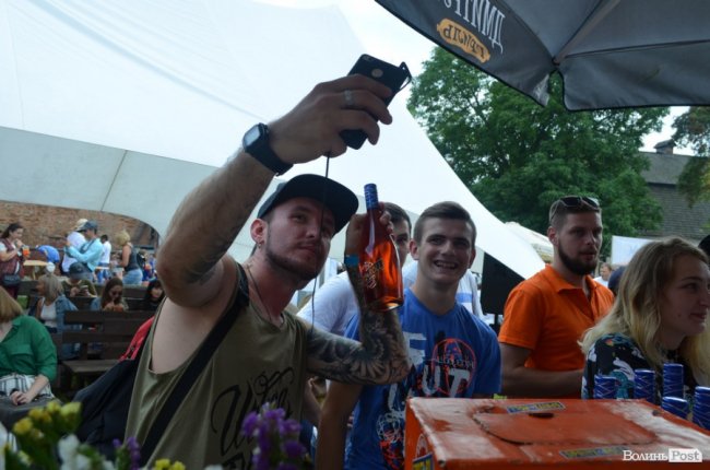 На луцькому фесті презентували новий італійський напій. ФОТО*