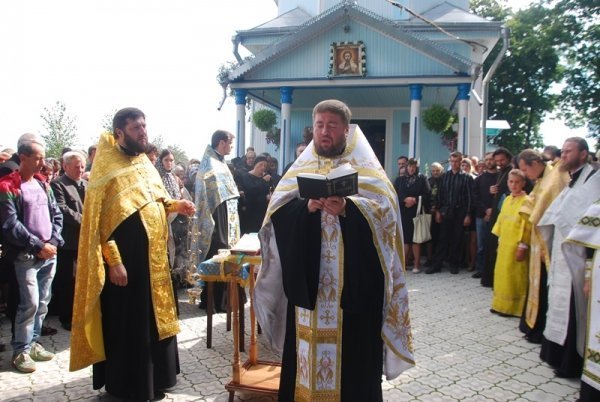 Під Луцьком прощалися з загиблим бійцем. ФОТО