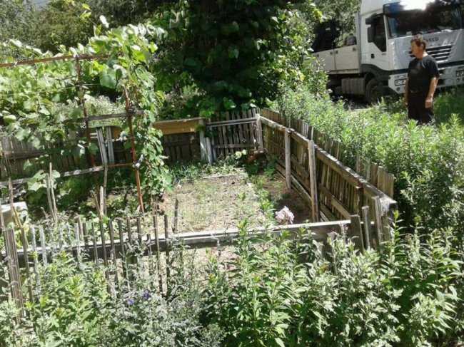 У Луцьку муніципали знесли «незаконні» паркани