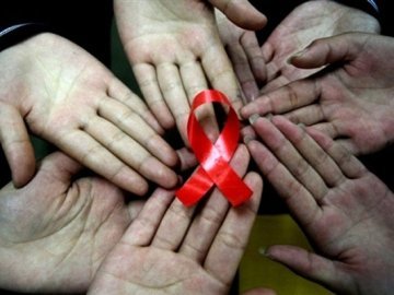 Лучанам розкажуть, що вбиває хворих на СНІД