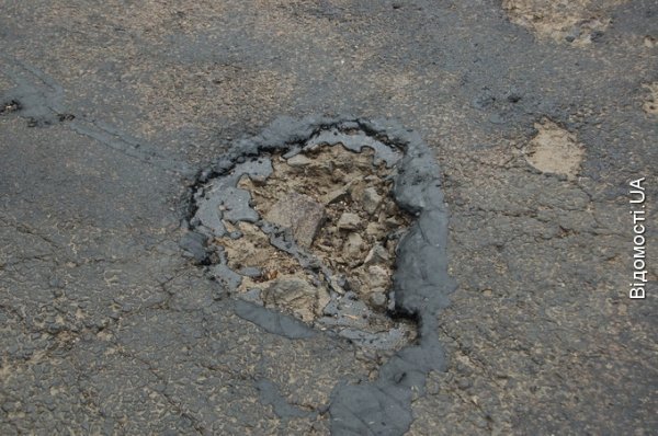 Як ремонтують волинські дороги. ФОТО