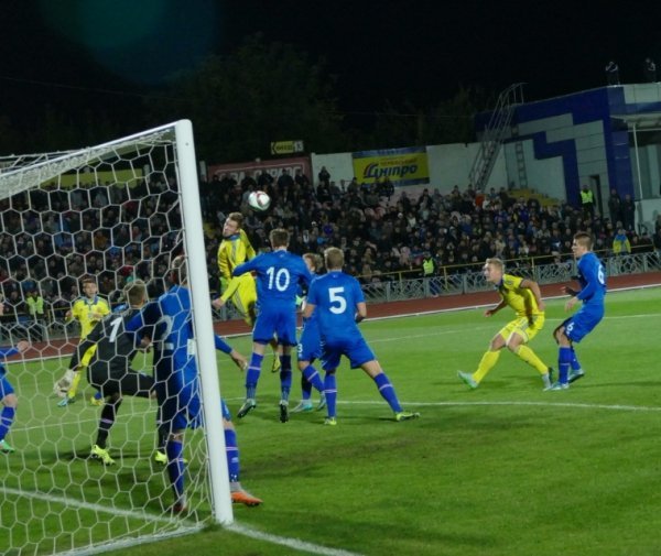 Молодіжна збірна України програла Ісландії. ФОТО