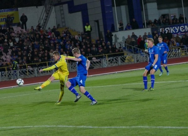 Молодіжна збірна України програла Ісландії. ФОТО