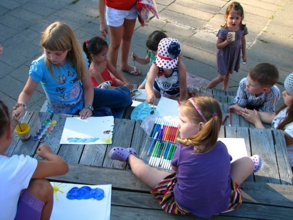 Діти допомагали луцькому гурту створювати Казку 