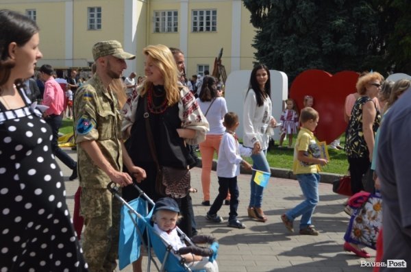 Лучани продовжують святкувати День Незалежності України. ФОТОРЕПОРТАЖ