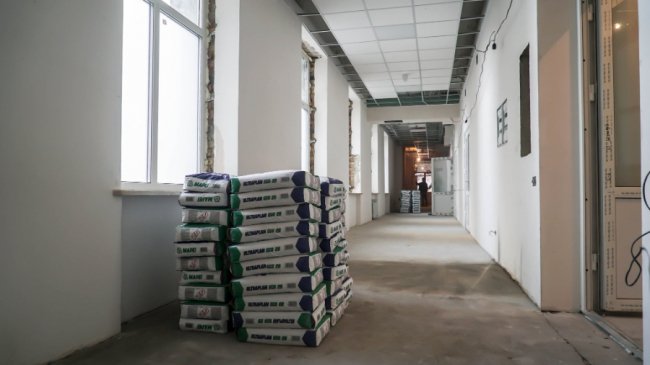 Показали, як ремонтують приймальне відділення волинської обласної лікарні. ФОТО