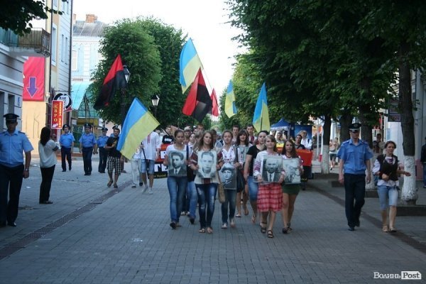 У Луцьку пройшов Марш пам'яті Героїв. ФОТО