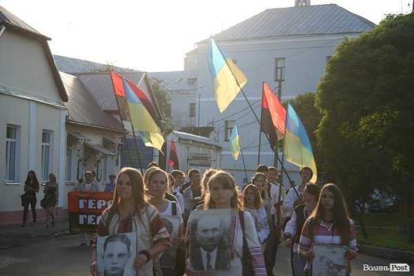 У Луцьку пройшов Марш пам'яті Героїв. ФОТО
