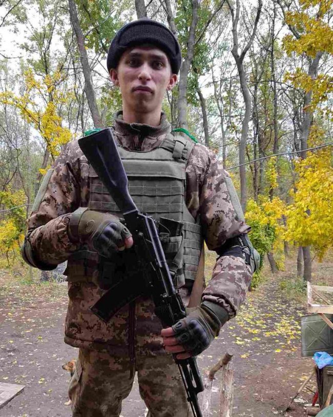 Боєць з Волині, який постраждав в аварії, потребує негайної допомоги