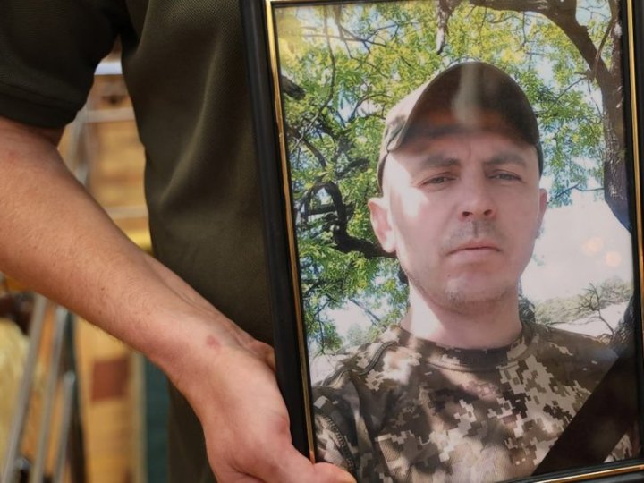 У Луцьку попрощалися з 40-річним молодшим сержантом Анатолієм Хабовцем