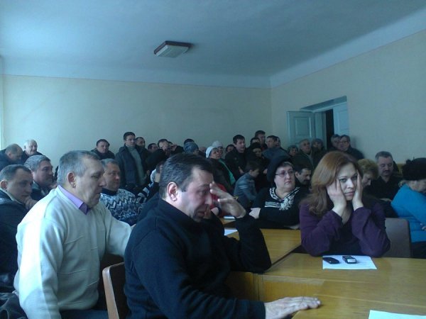 На Волині подав у відставку голова райради, а депутати виходять з Партії регіонів. ФОТО