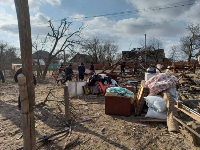 Росія знову ракетами обстріляла Житомирщину. ФОТО