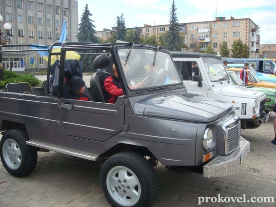 Пробіг ретро-автомобілів у Ковелі. ФОТО