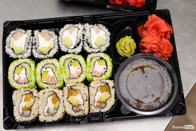 Вперше у Луцьку – заморожені суші* 