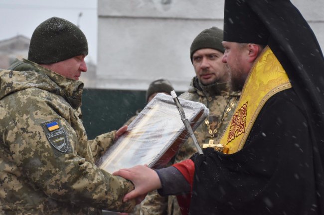 Бійцям 14-ої  бригади вручили нагороди. ФОТО