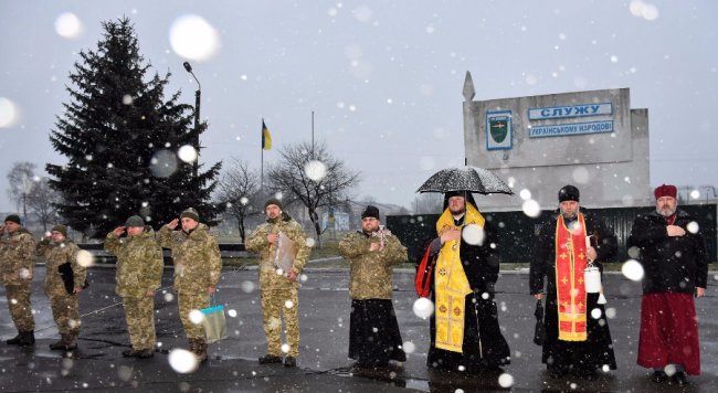 Бійцям 14-ої  бригади вручили нагороди. ФОТО