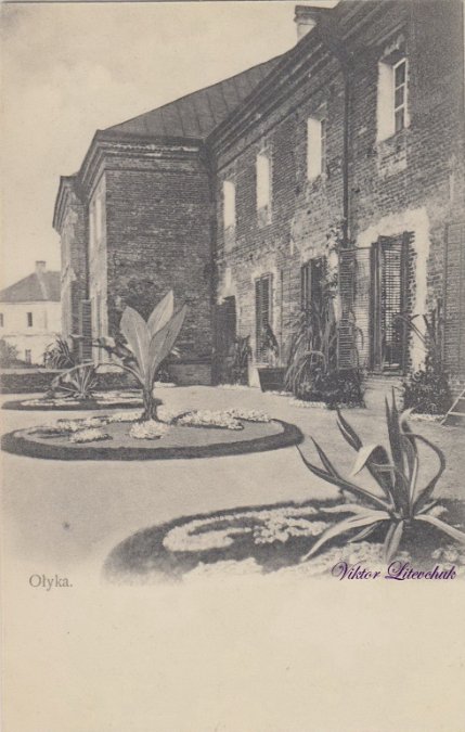 Показали перші поштові листівки Олики початку 20 століття