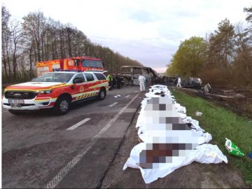 Загинуло 26 людей: повідомили деталі жахливої автотрощі на Рівненщині