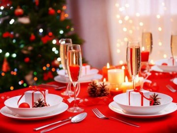 У новорічну ніч кафе та ресторанам дозволили працювати до ранку