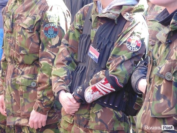 Пікет міліції в Луцьку. ФОТО. ВІДЕО