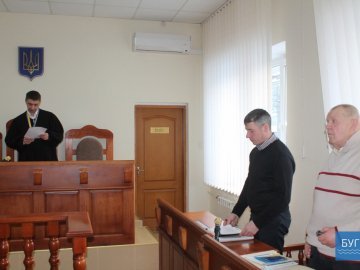 Активіст позивається до Сапожнікова