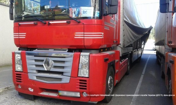 На «Ягодині» затримали 100 кілограмів бурштину. ФОТО