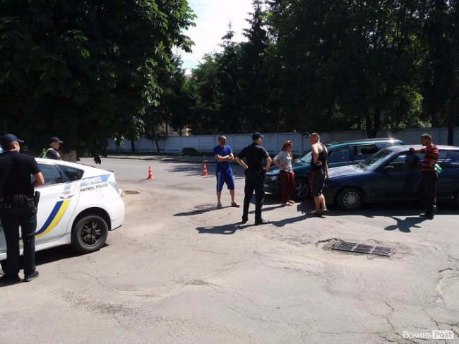 Аварія в Луцьку: не розминулися Volkswagen та Opel 