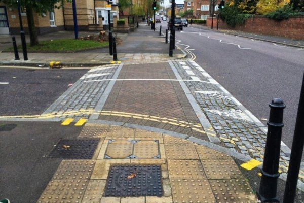 У Києві з’явиться новий тип «лежачих поліцейських»